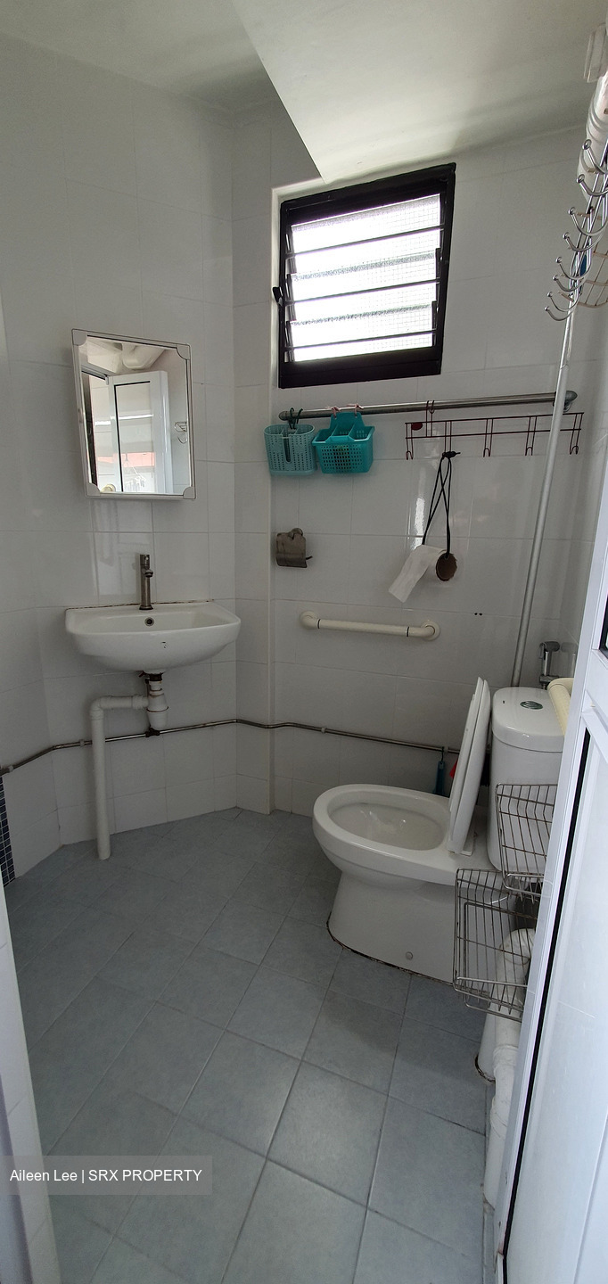 Blk 257 Jurong East Street 24 (Jurong East), HDB 3 Rooms #445937411